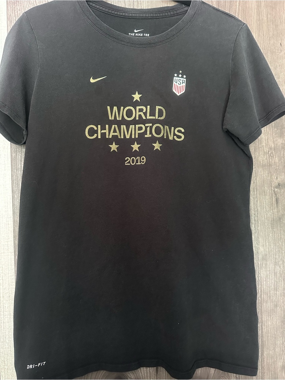 Nike Womens World Champions 2019 Soccer T Shirt Womens Size M Black Dri Fit